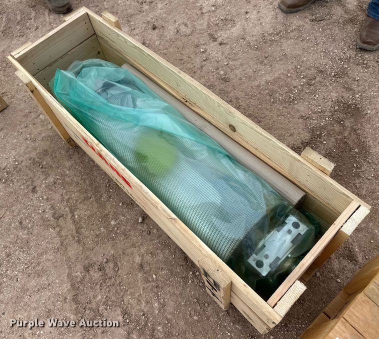 image for item EQ4858 Claas kernel processor roller