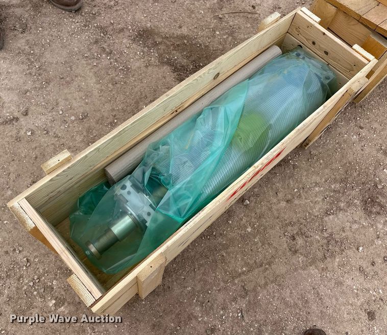 image for item EQ4858 Claas kernel processor roller