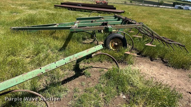 image for item EQ4870 John Deere chisel