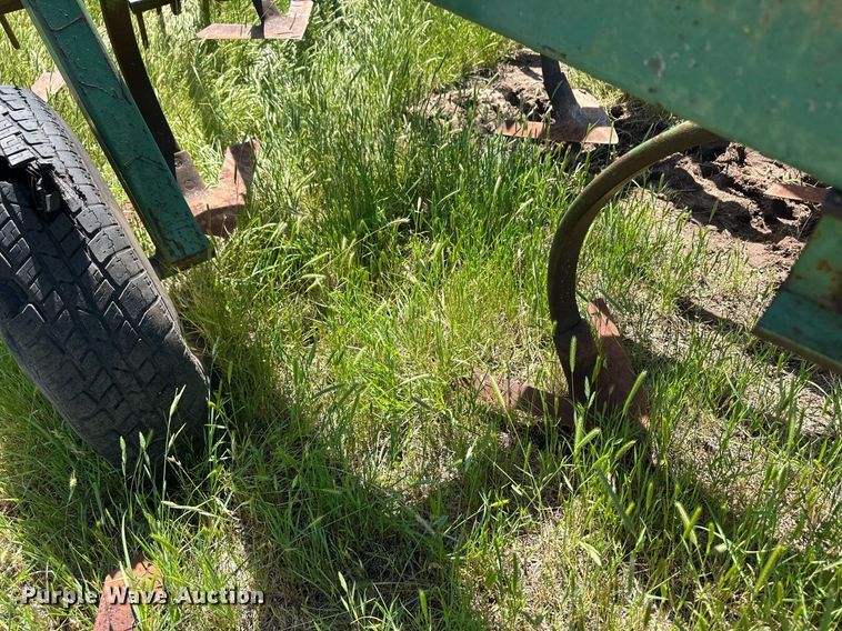 image for item EQ4870 John Deere chisel