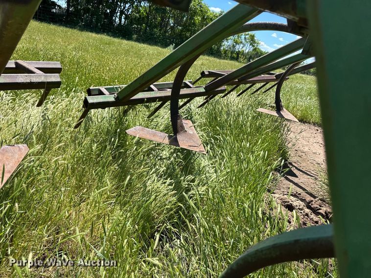 image for item EQ4870 John Deere chisel