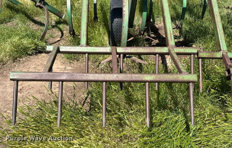 image for item EQ4870 John Deere chisel