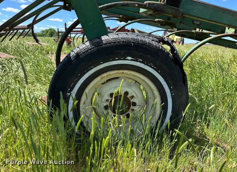 image for item EQ4870 John Deere chisel