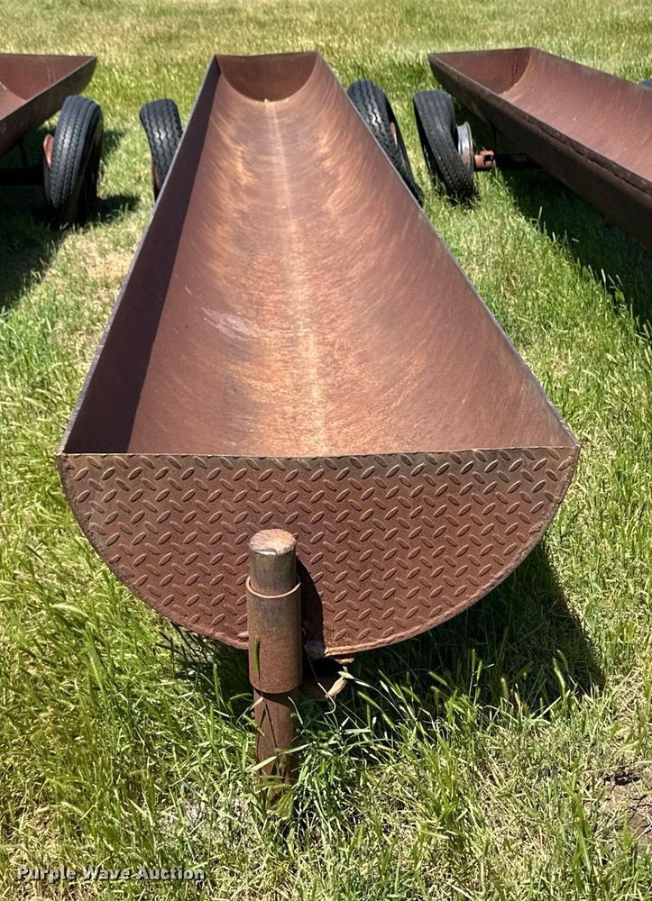 image for item EQ4871 (6) feed bunks