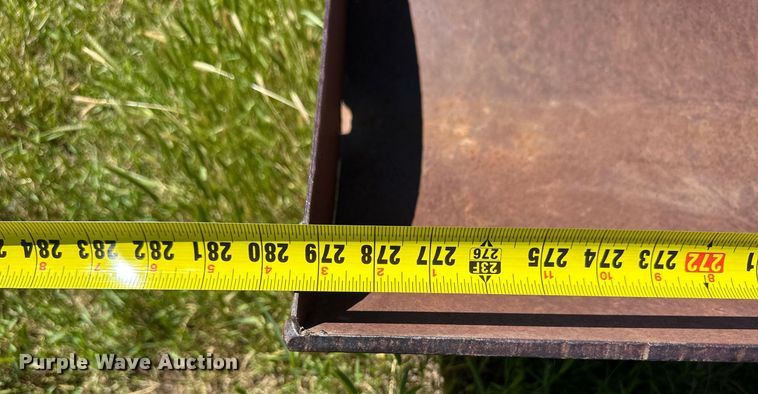 image for item EQ4871 (6) feed bunks