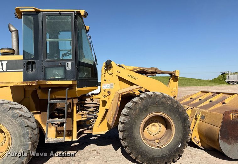 image for item EX9251 2002 Caterpillar 938G wheel loader