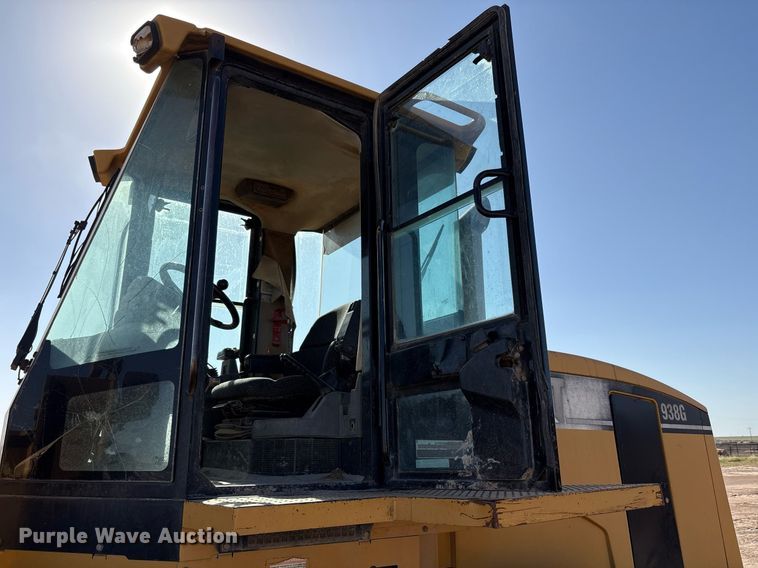 image for item EX9251 2002 Caterpillar 938G wheel loader