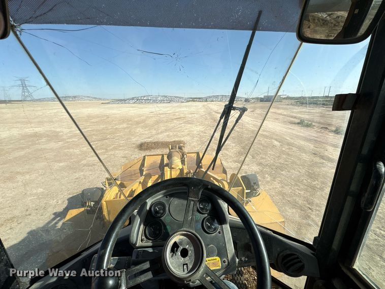 image for item EX9251 2002 Caterpillar 938G wheel loader