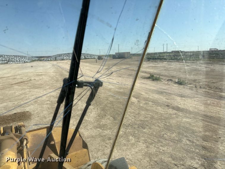 image for item EX9251 2002 Caterpillar 938G wheel loader