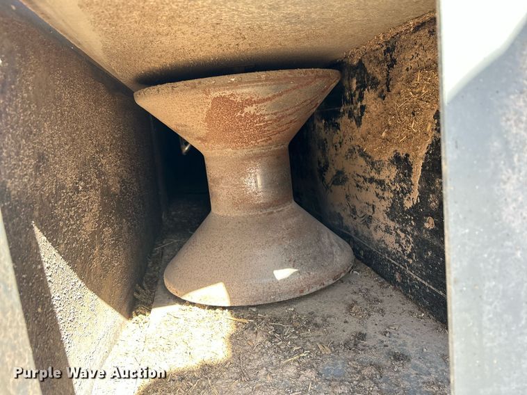 image for item EX9253 Hi roller 2021-72-B enclosed belt conveyor