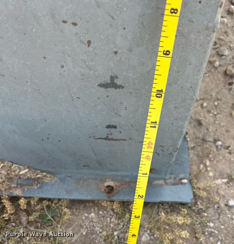 image for item EX9253 Hi roller 2021-72-B enclosed belt conveyor