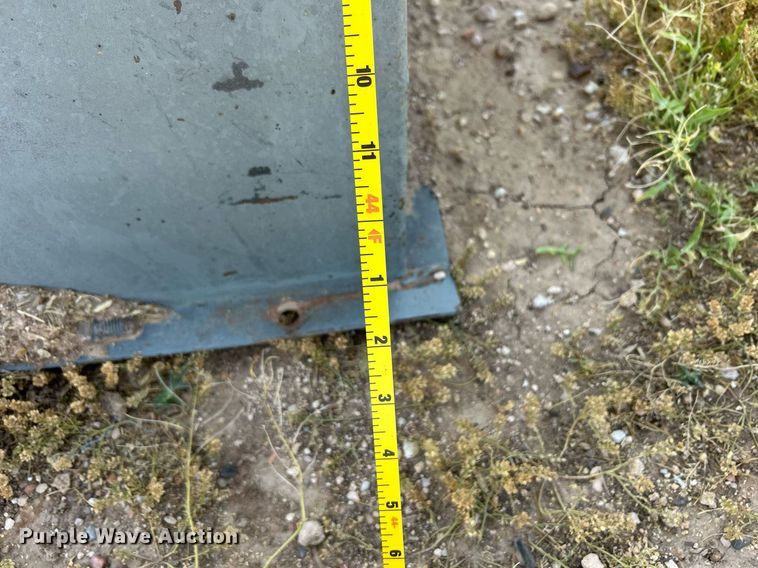 image for item EX9253 Hi roller 2021-72-B enclosed belt conveyor