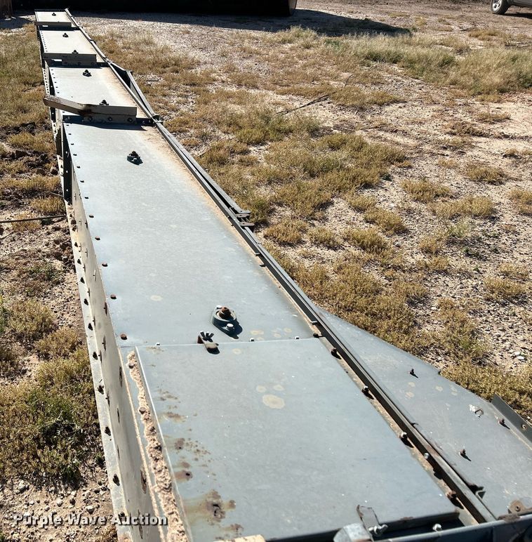 image for item EX9253 Hi roller 2021-72-B enclosed belt conveyor