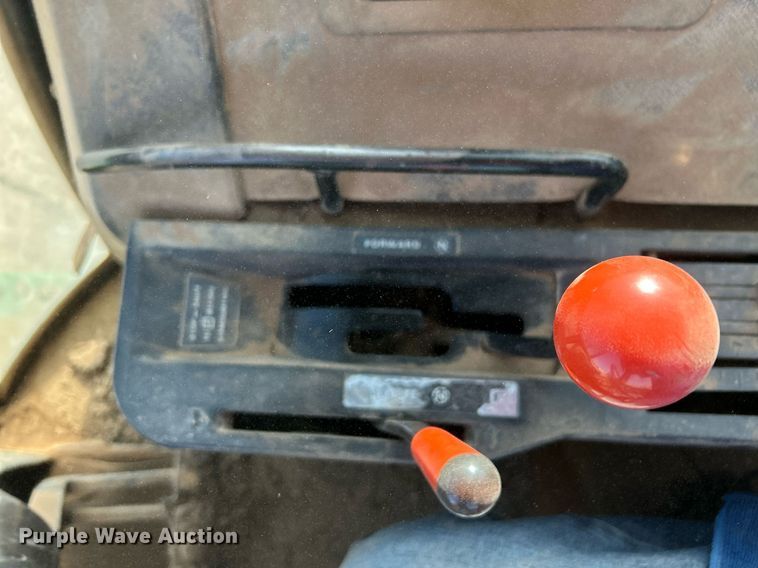 image for item EX9255 1978 John Deere 4240 tractor