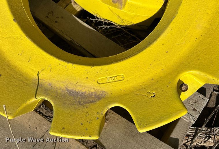 image for item EX9255 1978 John Deere 4240 tractor