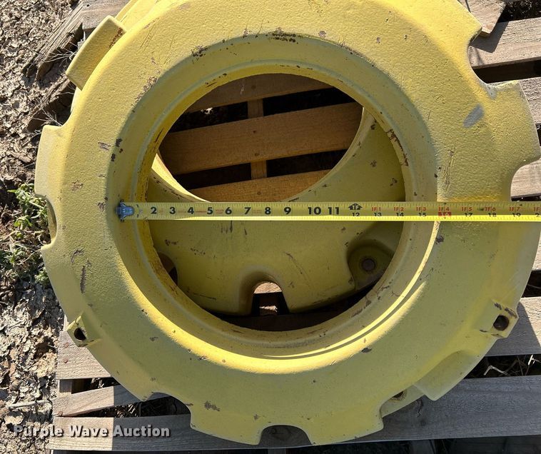 image for item EX9255 1978 John Deere 4240 tractor