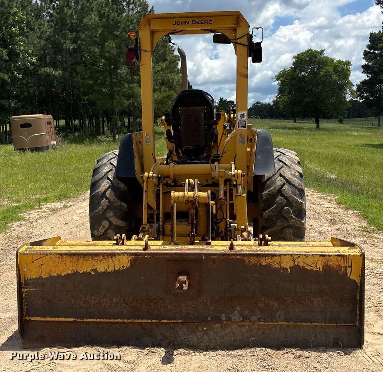 image for item ND9725 2006 John Deere 210LE landscape tractor