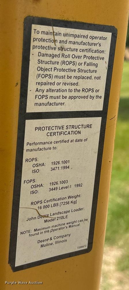 image for item ND9725 2006 John Deere 210LE landscape tractor