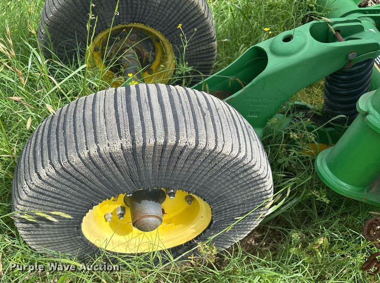 image for item ND9738 John Deere HX15 batwing rotary mower