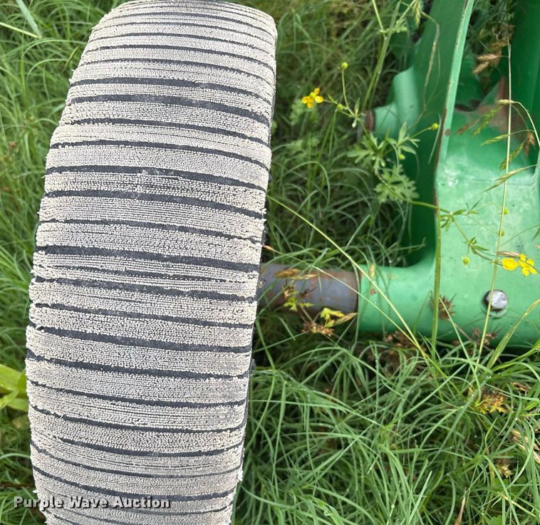 image for item ND9738 John Deere HX15 batwing rotary mower