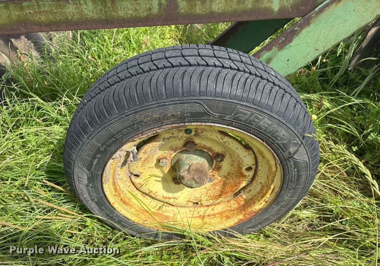 image for item ND9741 John Deere tandem disk