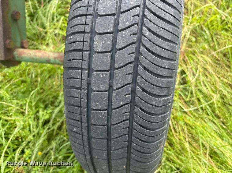 image for item ND9741 John Deere tandem disk