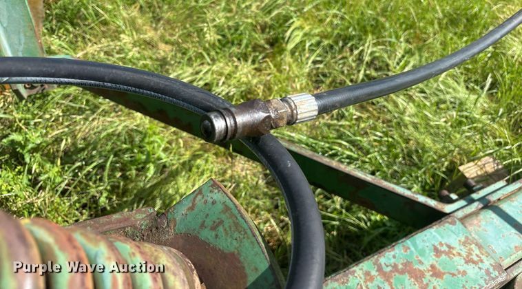 image for item ND9742 John Deere tandem disk