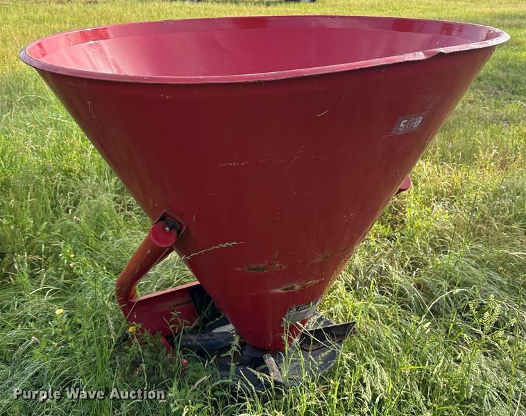 image for item ND9745 2016 Cosmo P Model spreader