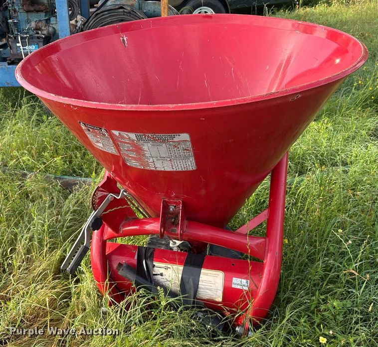 image for item ND9745 2016 Cosmo P Model spreader