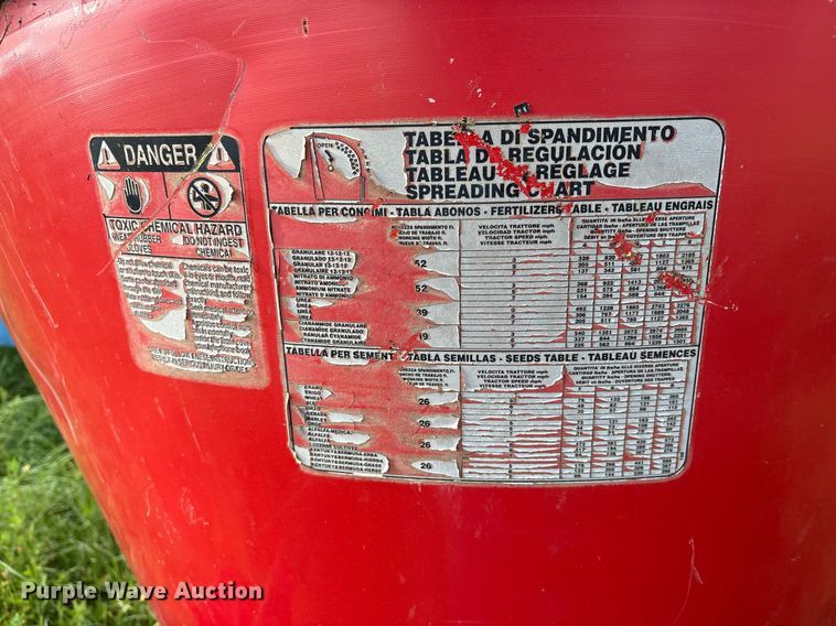 image for item ND9745 2016 Cosmo P Model spreader