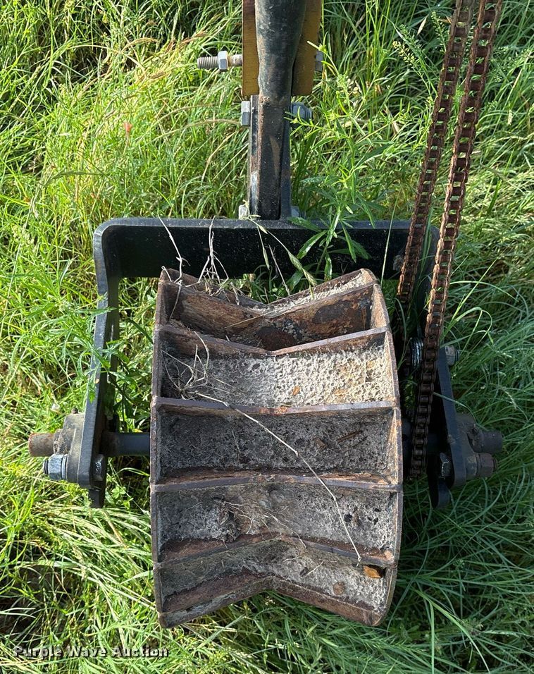 image for item ND9746 Armstrong Ag spreader