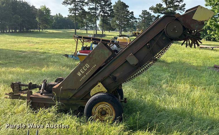 image for item ND9747 WECO 27 sprig harvester