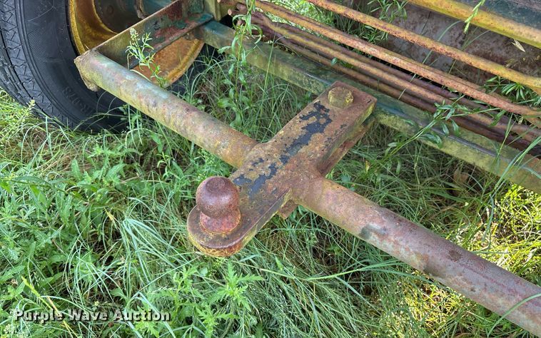 image for item ND9747 WECO 27 sprig harvester