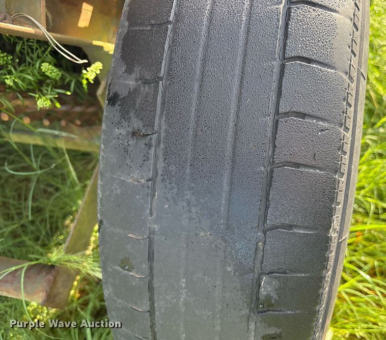 image for item ND9747 WECO 27 sprig harvester