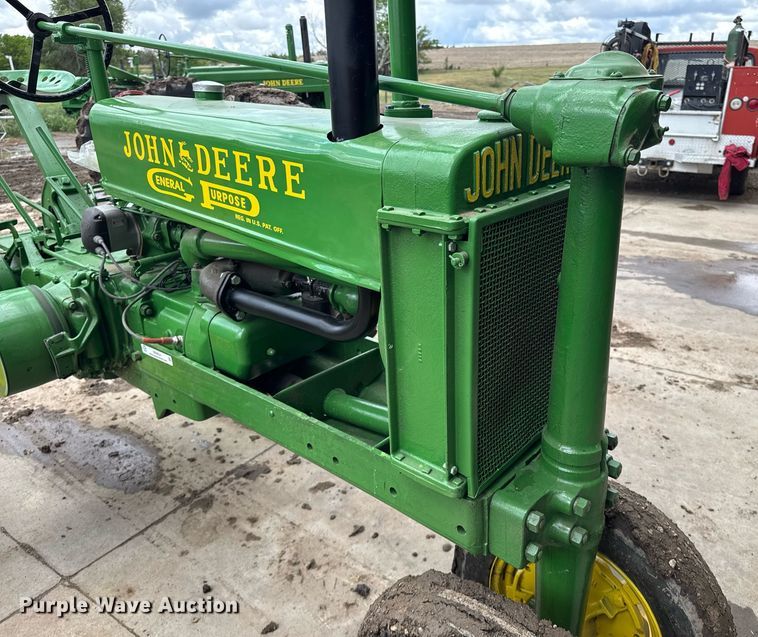 image for item NE9834 1936 John Deere B Tractor