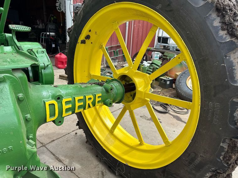 image for item NE9834 1936 John Deere B Tractor