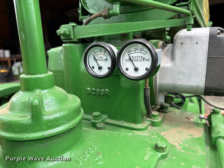 image for item NE9834 1936 John Deere B Tractor