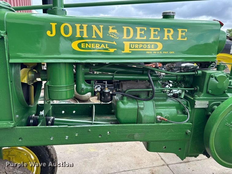 image for item NE9834 1936 John Deere B Tractor