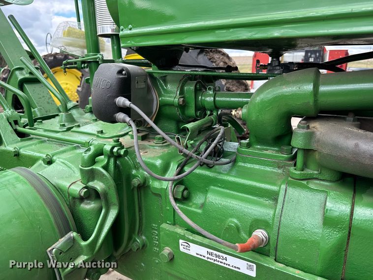 image for item NE9834 1936 John Deere B Tractor