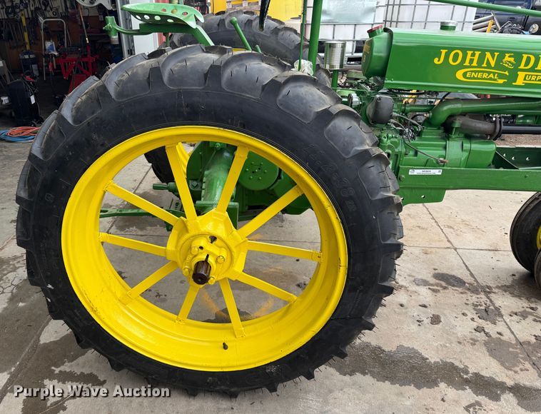 image for item NE9834 1936 John Deere B Tractor