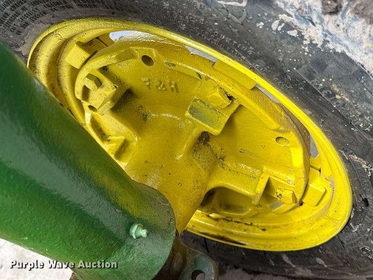 image for item NE9834 1936 John Deere B Tractor