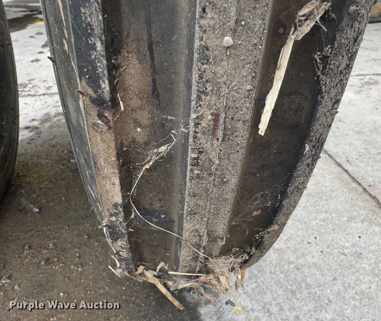 image for item NE9834 1936 John Deere B Tractor