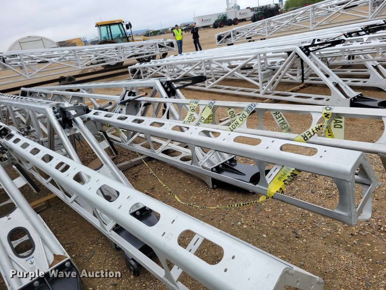 image for item NV9862 Millinium Booms spray boom assembly 