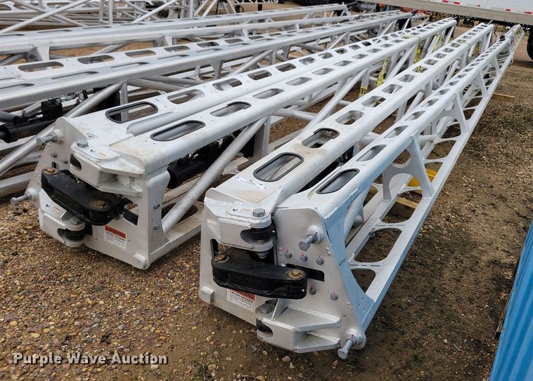 image for item NV9863 Millinium Booms spray boom assembly