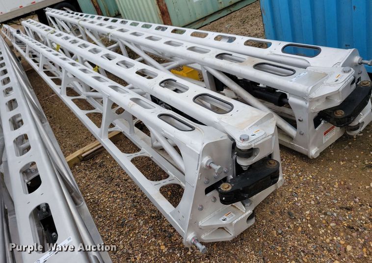 image for item NV9863 Millinium Booms spray boom assembly