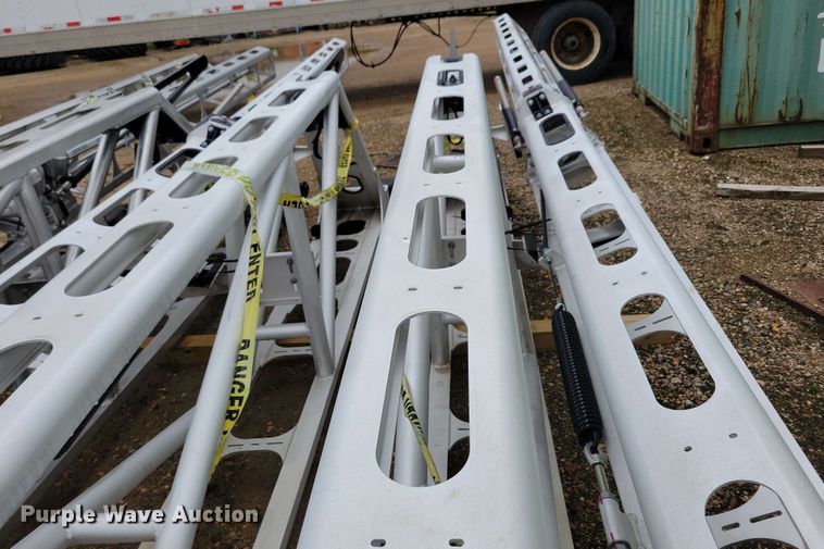 image for item NV9863 Millinium Booms spray boom assembly