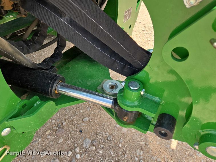 image for item YA0576 2023 John Deere 4066M tractor