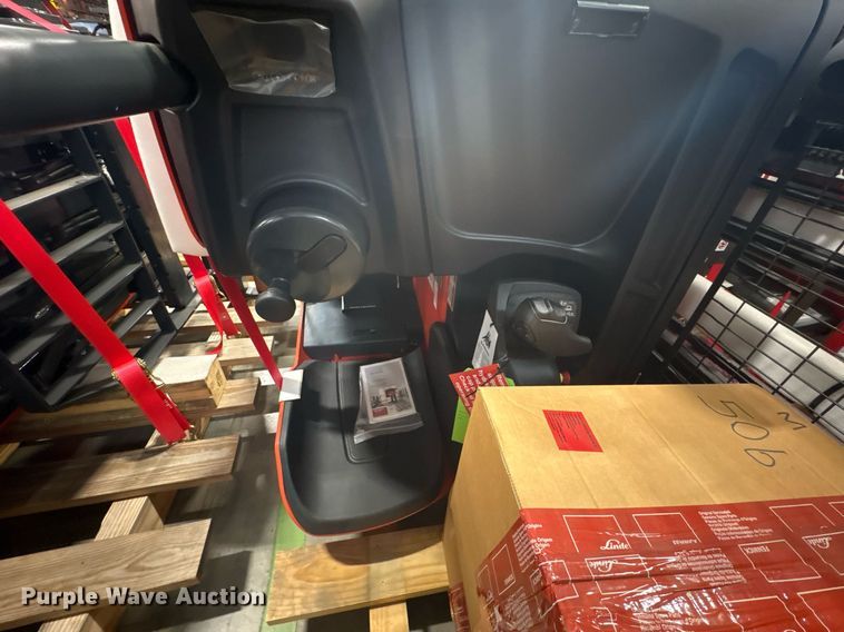 image for item DX5462 2023 Linde R17SX reach truck