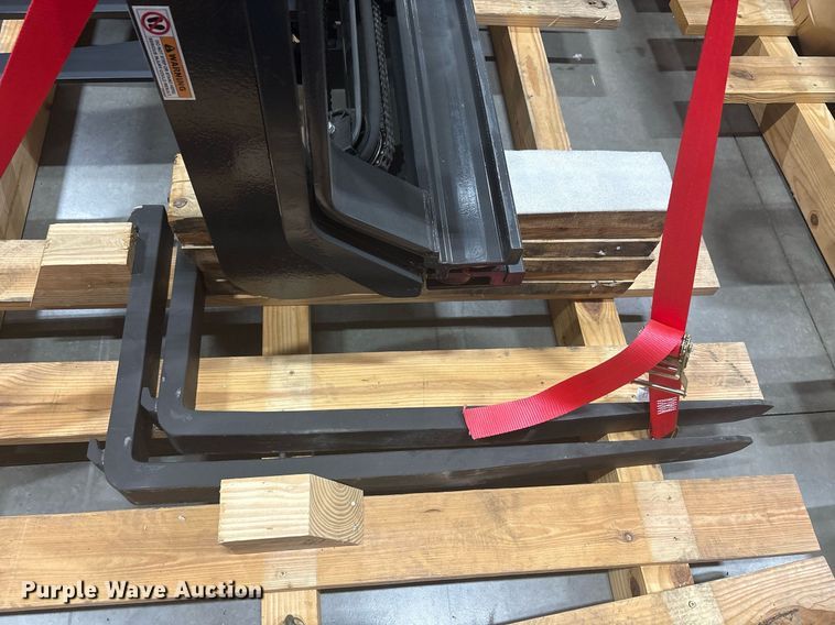 image for item DX5464 2023 Linde R17SX reach truck