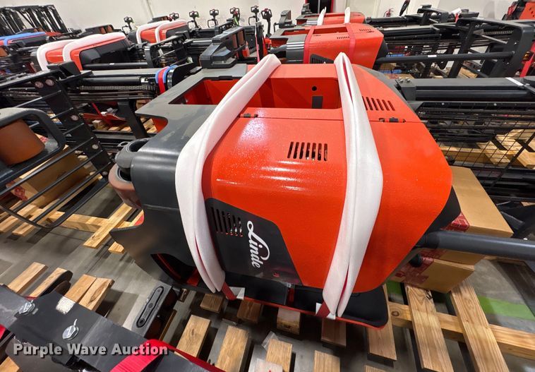 image for item DX5465 2023 Linde R17SX reach truck